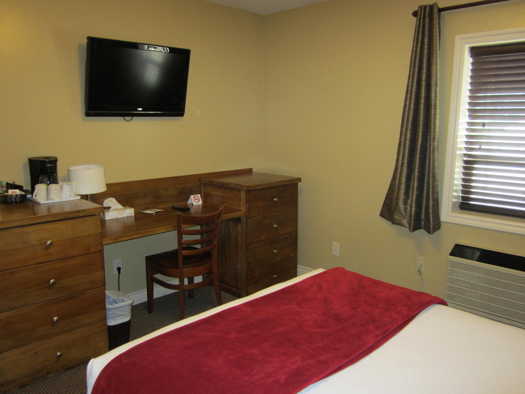 Reynolds Hotel Lillooet Luaran gambar